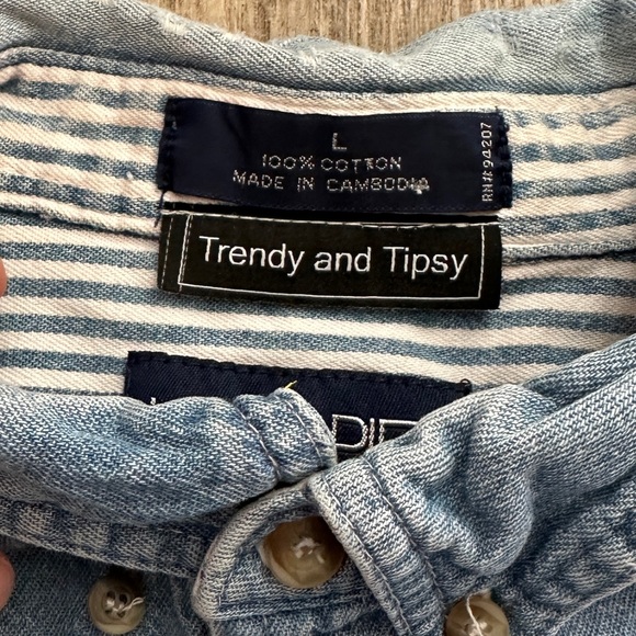 Trendy and tipsy Beer Drinkin Babe Long-sleeve button down - Picture 4 of 5